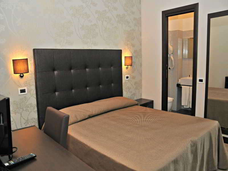 Hotel Lalla Beauty & Relax Чезенатіко Екстер'єр фото