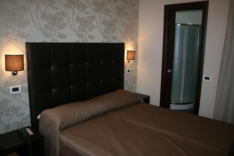 Hotel Lalla Beauty & Relax Чезенатіко Екстер'єр фото